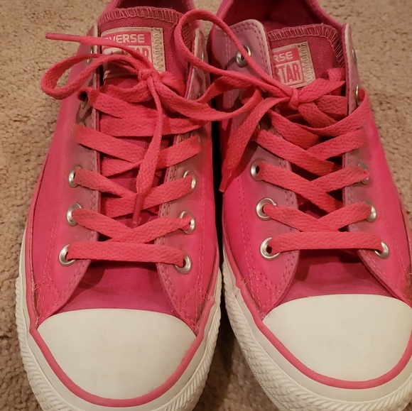 converse ombre pink